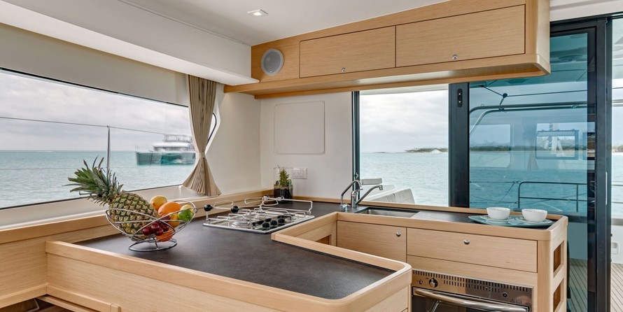 Lagoon 42