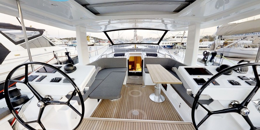 Hanse 588