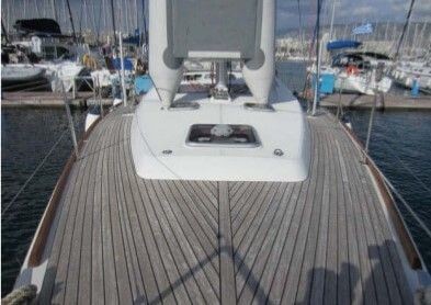 Beneteau Oceanis 43