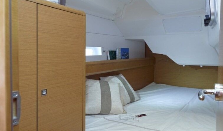 Jeanneau Sun Odyssey 379