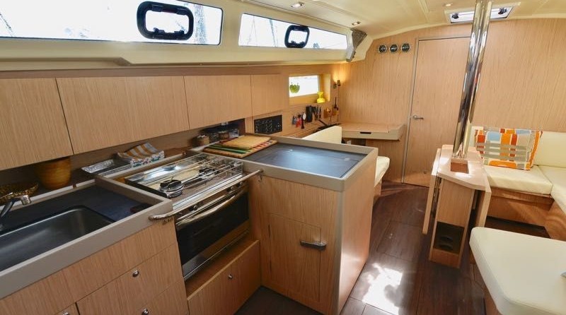 Beneteau Oceanis 41.1