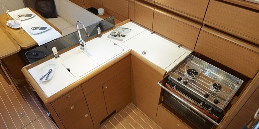 Jeanneau Sun Odyssey 379