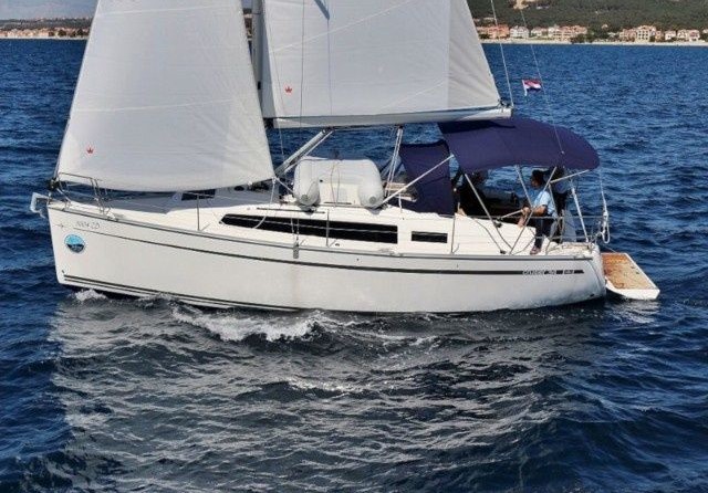 Bavaria CRUISER 34