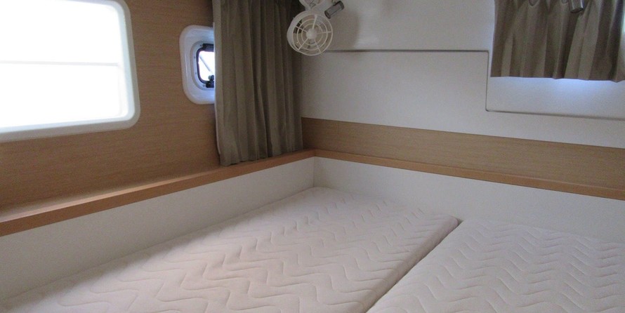 Lagoon 400 S2