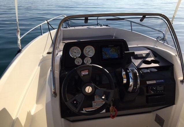 Quicksilver Activ 555 Open