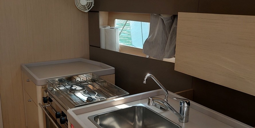 Beneteau Oceanis 38.1