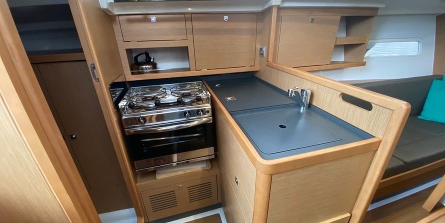 Jeanneau Sun Odyssey 319