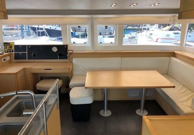 Lagoon 450 F