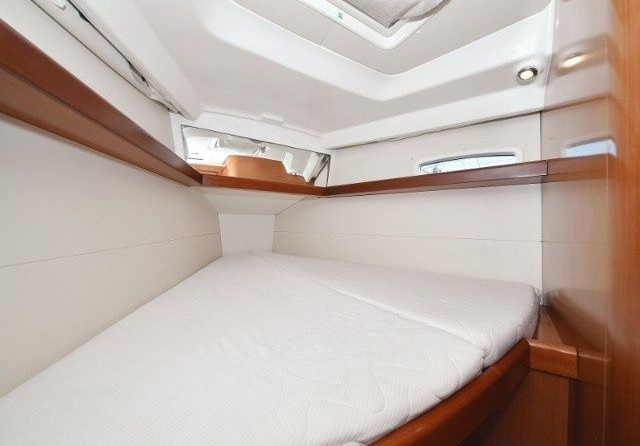 Beneteau Oceanis 40