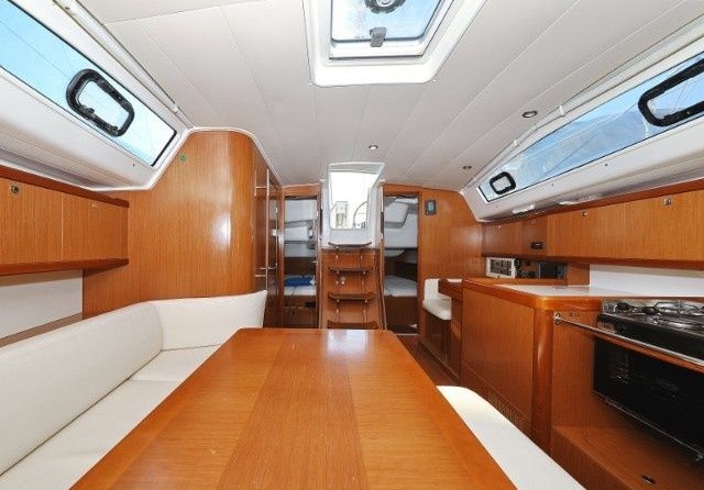 Beneteau Oceanis 40