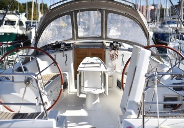 Beneteau Oceanis 40