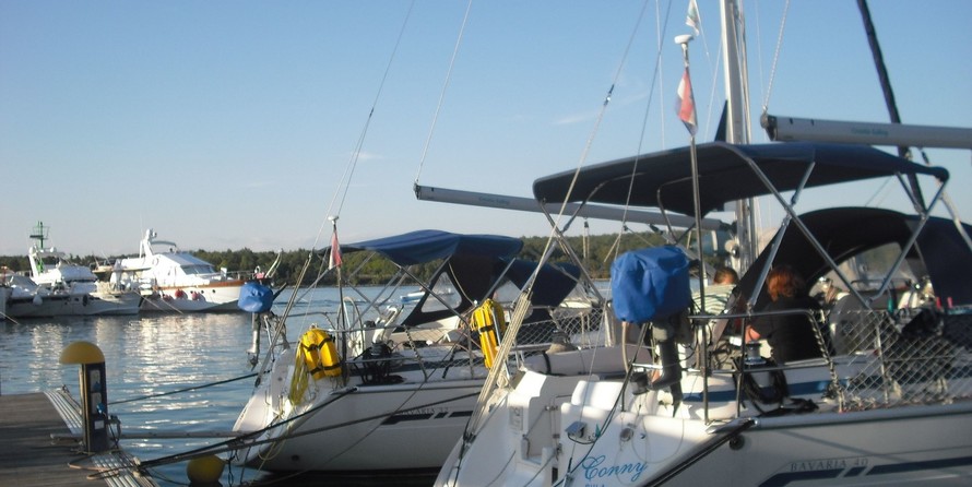 Bavaria 40