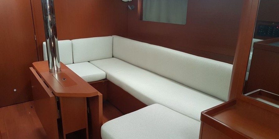 Beneteau Oceanis 41.1