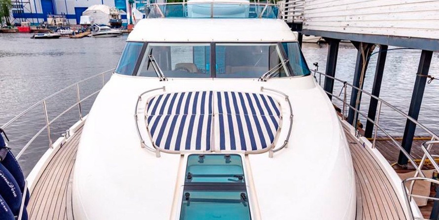 Fairline 58 Squadron