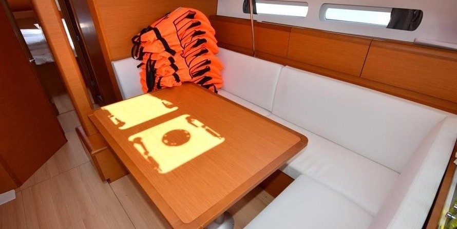 Jeanneau Sun Odyssey 449