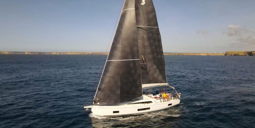 Beneteau Oceanis 46.1
