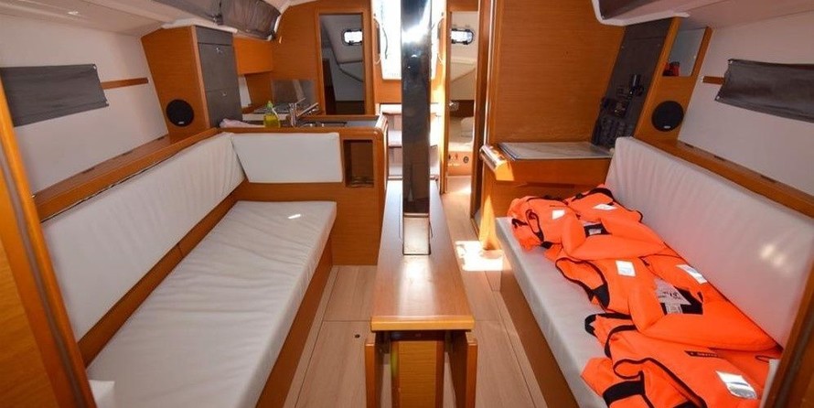 Jeanneau Sun Odyssey 349