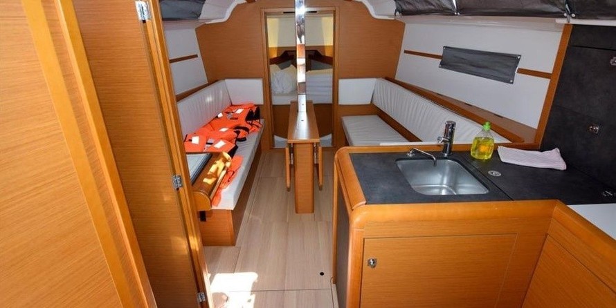 Jeanneau Sun Odyssey 349
