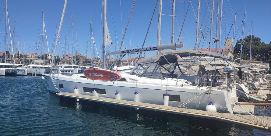 Beneteau Oceanis 51.1