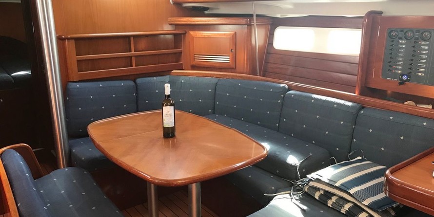 Beneteau Oceanis Clipper 423