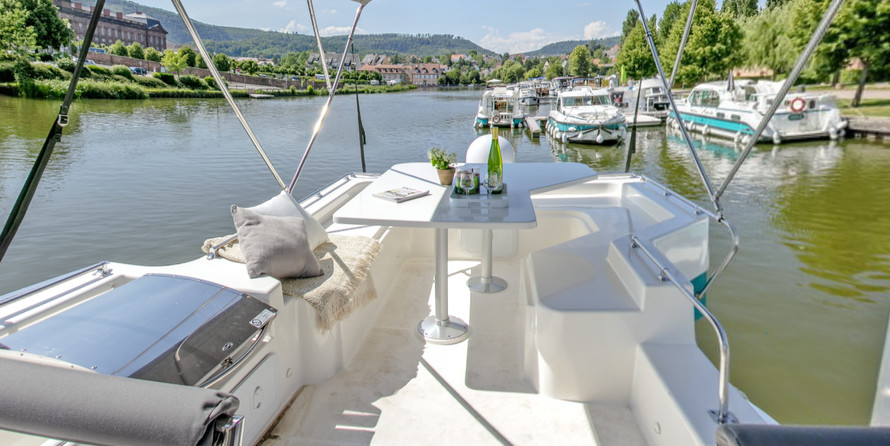Cantieri estensi goldstar 560 c fly