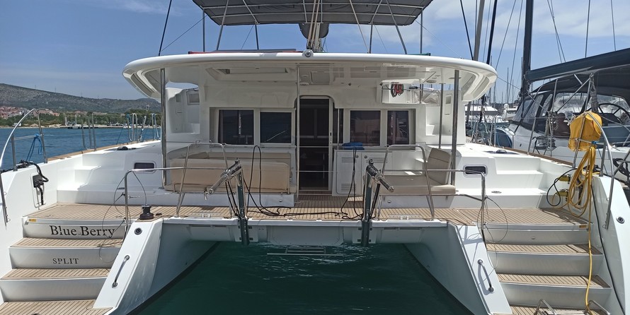 Lagoon 450 F