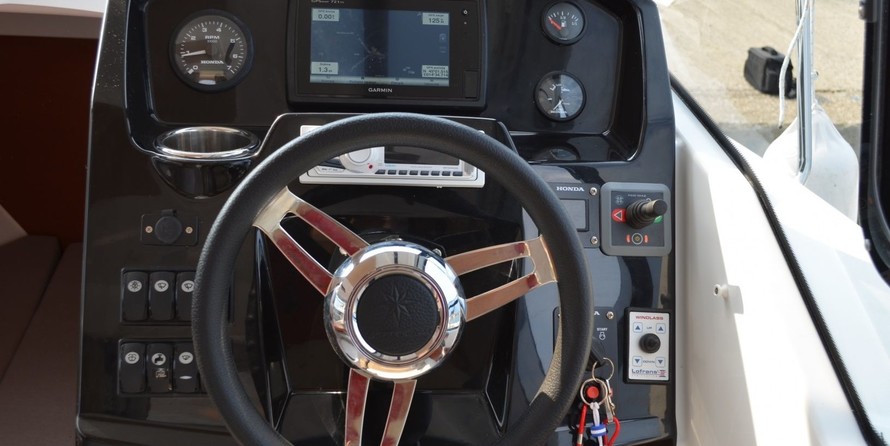 Jeanneau Merry Fisher 795