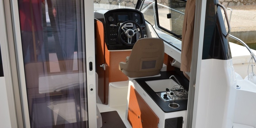 Jeanneau Merry Fisher 795