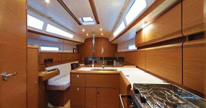Jeanneau Sun Odyssey 389