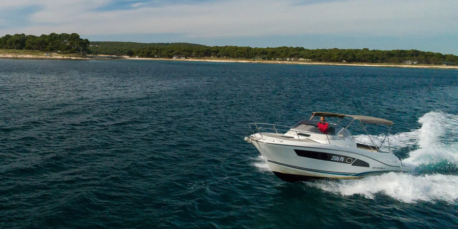 Jeanneau Cap Camarat 9.0 WA