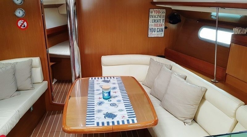 Jeanneau Sun Odyssey 42