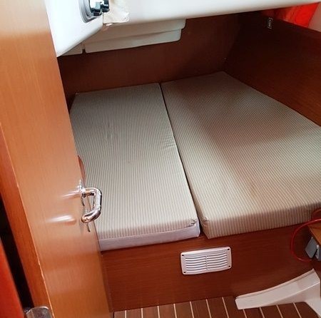 Jeanneau Sun Odyssey 42