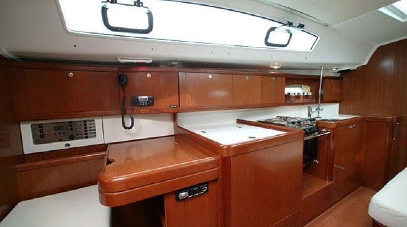 Beneteau Oceanis 40