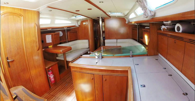Jeanneau Sun Odyssey 43
