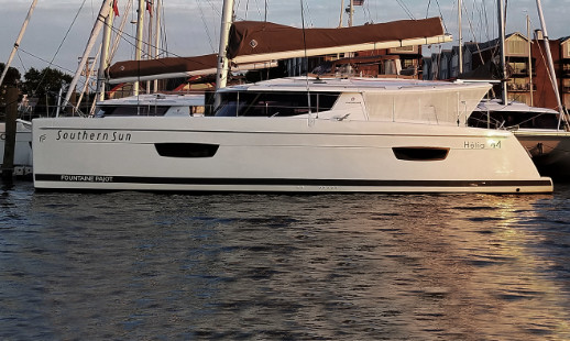 Fountaine Pajot Helia 44