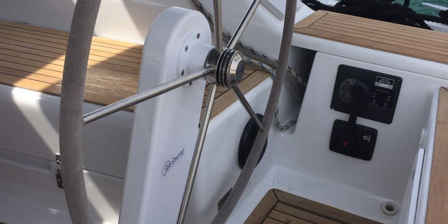 Hanse 415