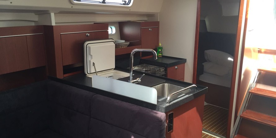 Hanse 415