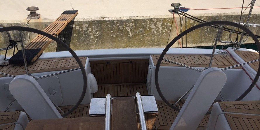 Hanse 415