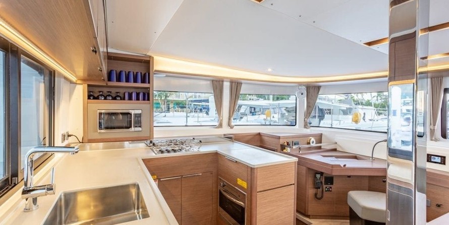 Lagoon 46