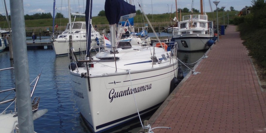 Bavaria 30 Cruiser