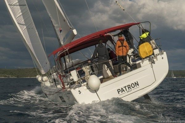 Beneteau Oceanis 51.1