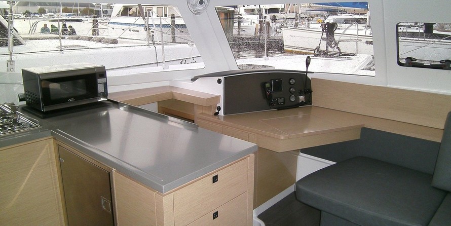 Fountaine Pajot Helia 44