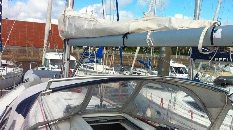 Beneteau Oceanis 37