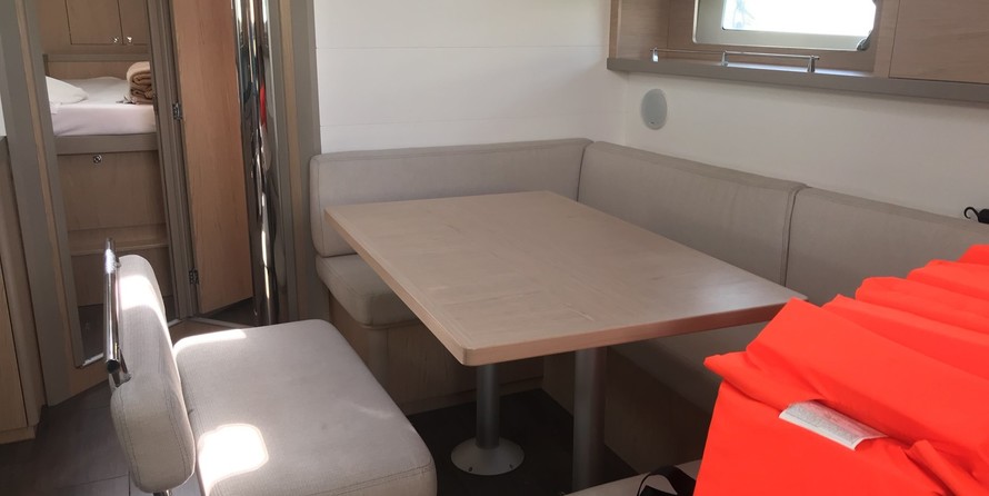 Beneteau Oceanis 45