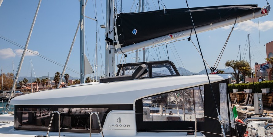 Lagoon 40