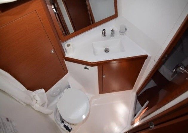 Beneteau Oceanis 45