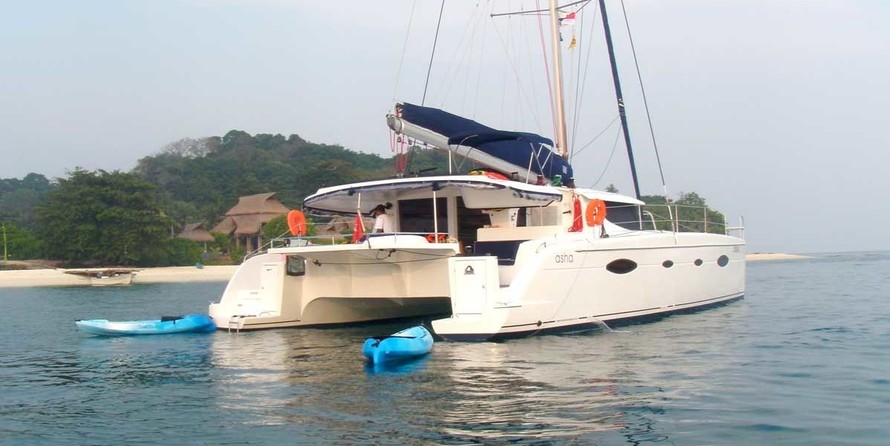 Fountaine Pajot Salina 48