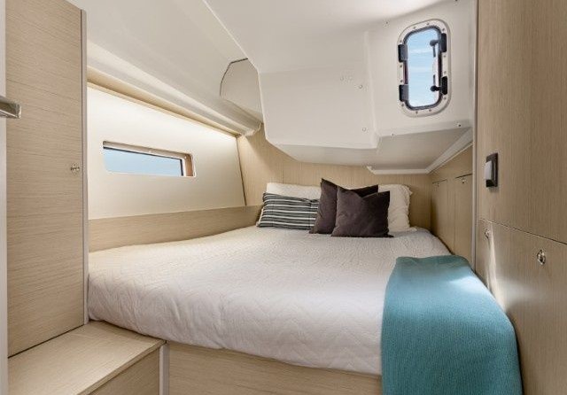 Fountaine Pajot Astréa 42