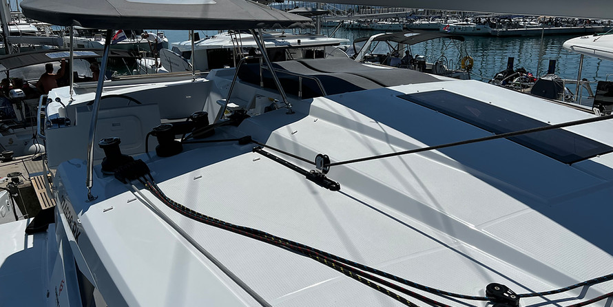 Fountaine Pajot Astréa 42