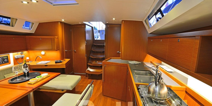 Beneteau Oceanis 45